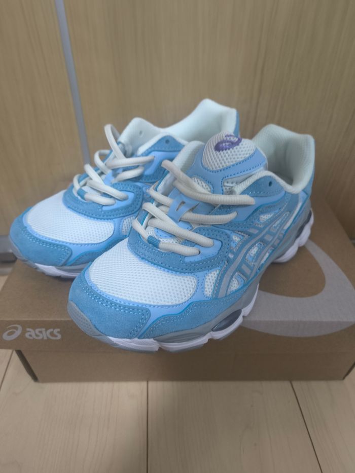 Baskets Asics GEL-NYC -- Pointure 39 - photo numéro 4