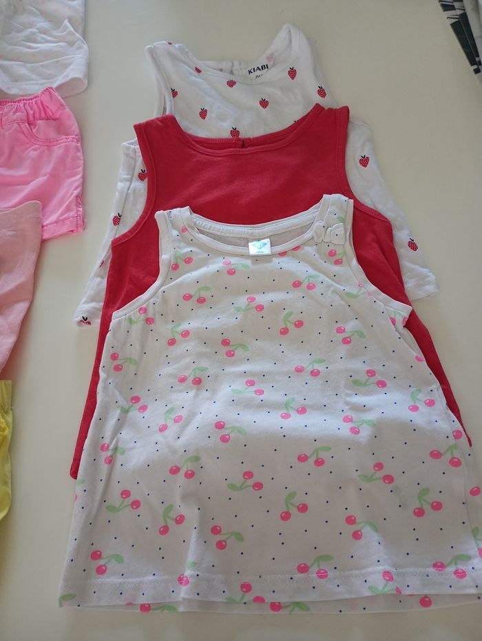 Lot 9 mois bébé fille printemps / été - photo numéro 2