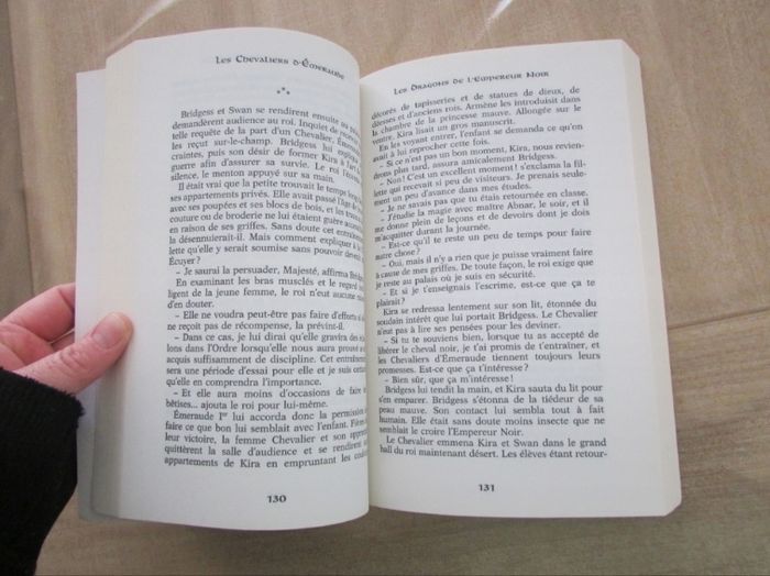 Livre Les Chevaliers d'Émeraude Tome 2 - photo numéro 5