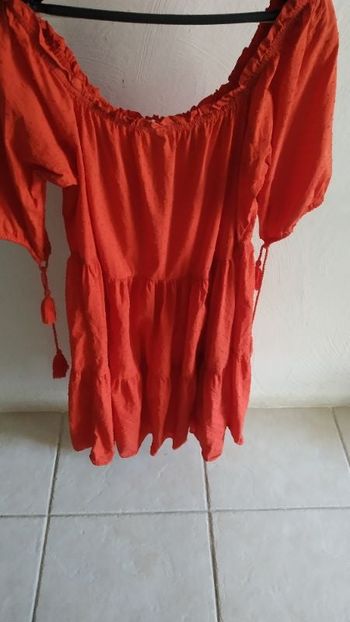 Robe rouge taille 44-46