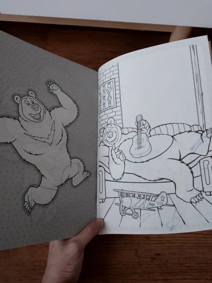 Livre coloriage Masha et Michka - photo numéro 3