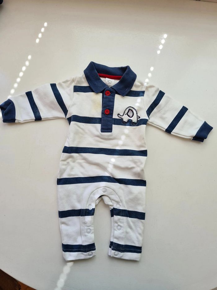 Grenouillère rayée bleu et blanche avec col Baby Club bébé 1 à 3 mois 56cm
