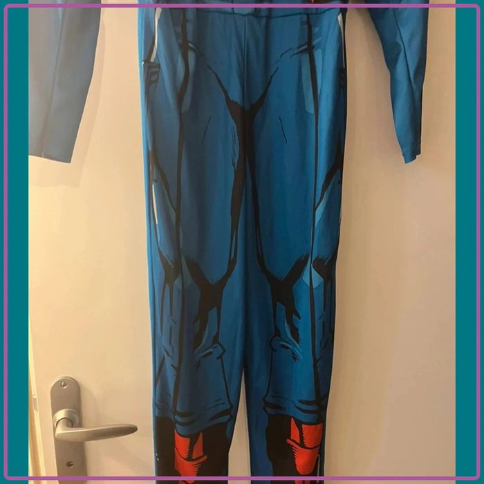 Costume musclée au niveau de la poitrine 8-10 ans - photo numéro 3