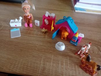 Petite barbie veterinaire