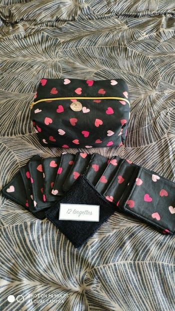 12 lingettes lavables et sa trousse de toilette moltonné