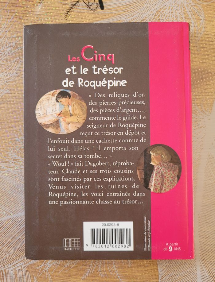 Les cinq et le trésor de Roquepine Enid Blyton - photo numéro 2
