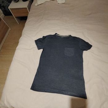 T-shirt bleu
