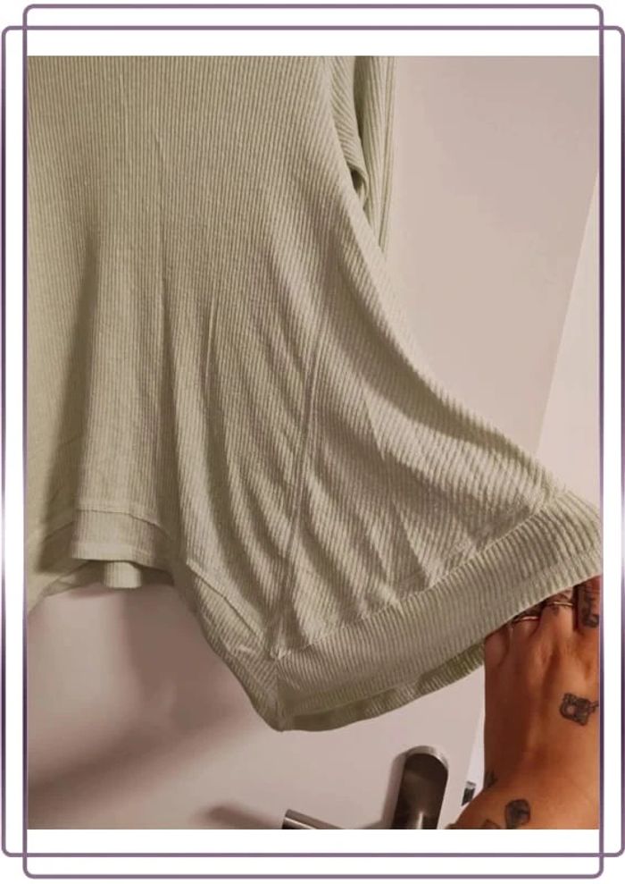 T-shirt greige - photo numéro 4