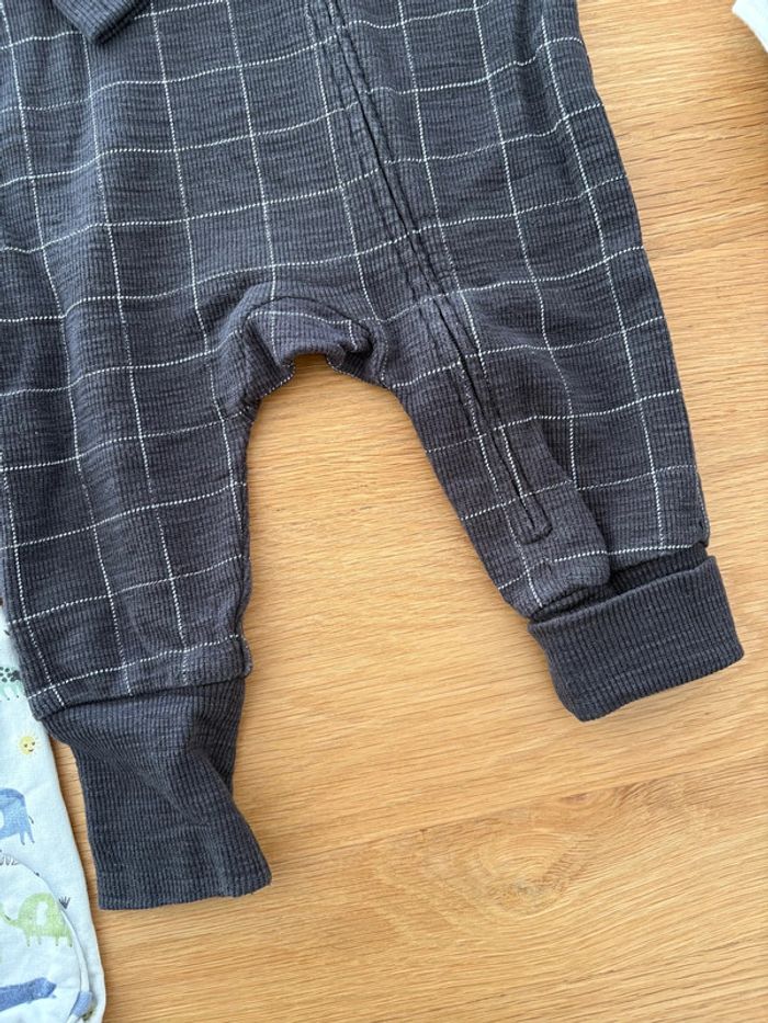 Lot pyjamas - photo numéro 4