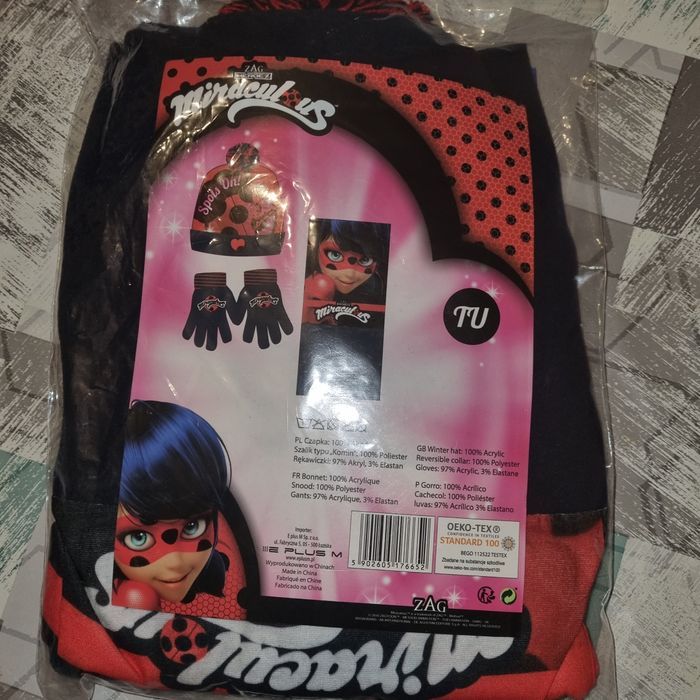 ensemble enfant  MIRACULOUS bonnet gants snood NEUF