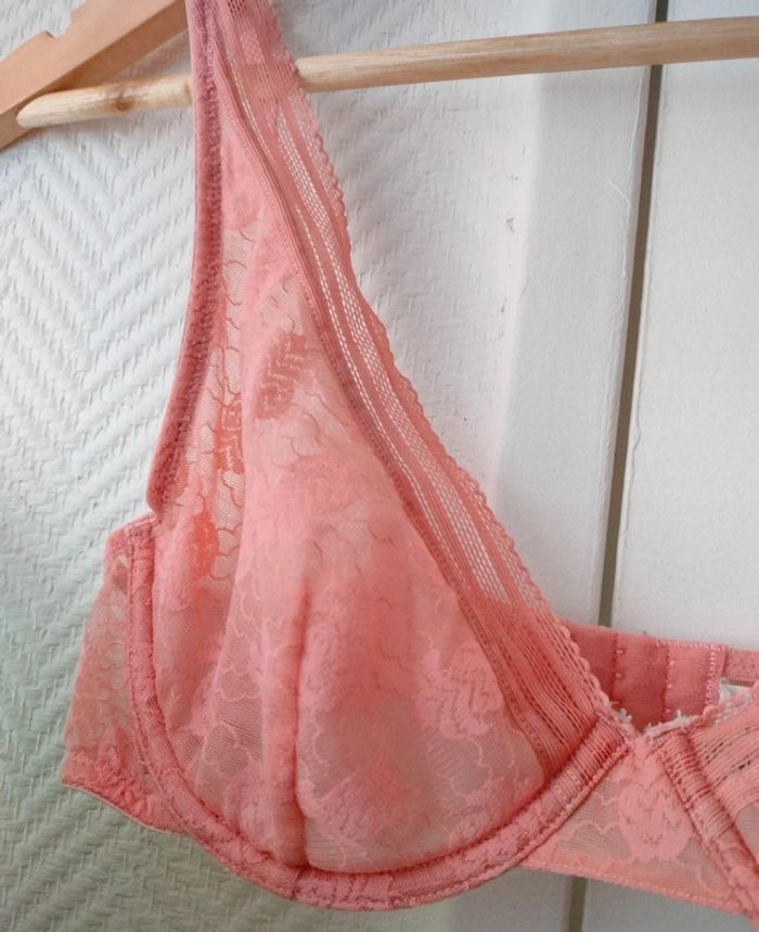 Soutien-gorge rouge gorge 90B - photo numéro 6