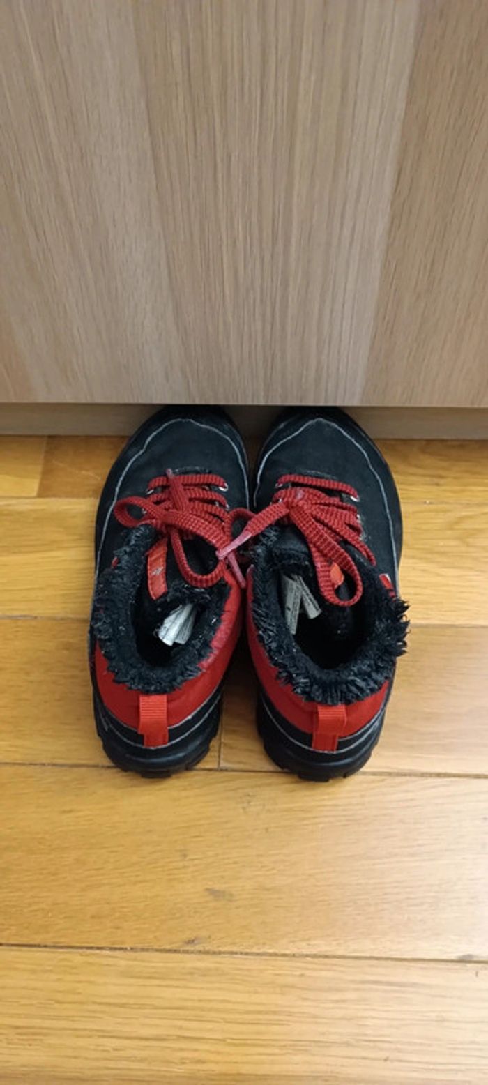 Chaussures montagne hiver Queshua noir et rouge taille 34 - photo numéro 5