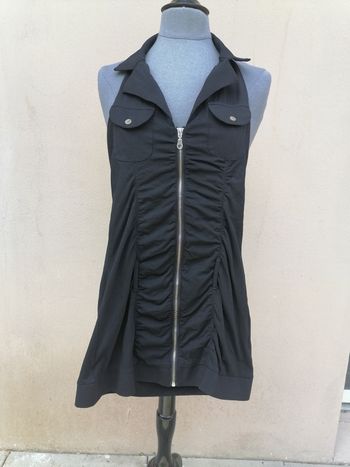 Robe noire M. S. F  Fashion