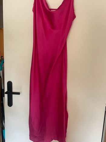 Robe rose