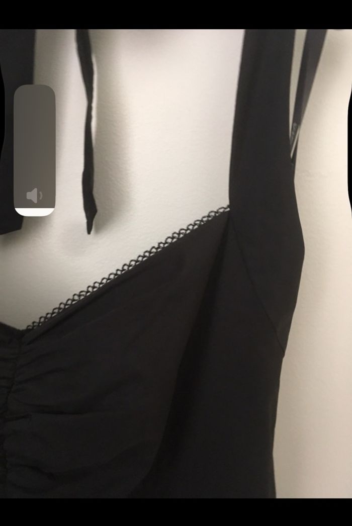 Robe noire - photo numéro 4