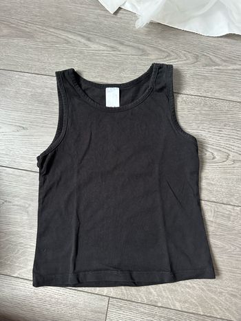 Débardeur noir 7/8 ans