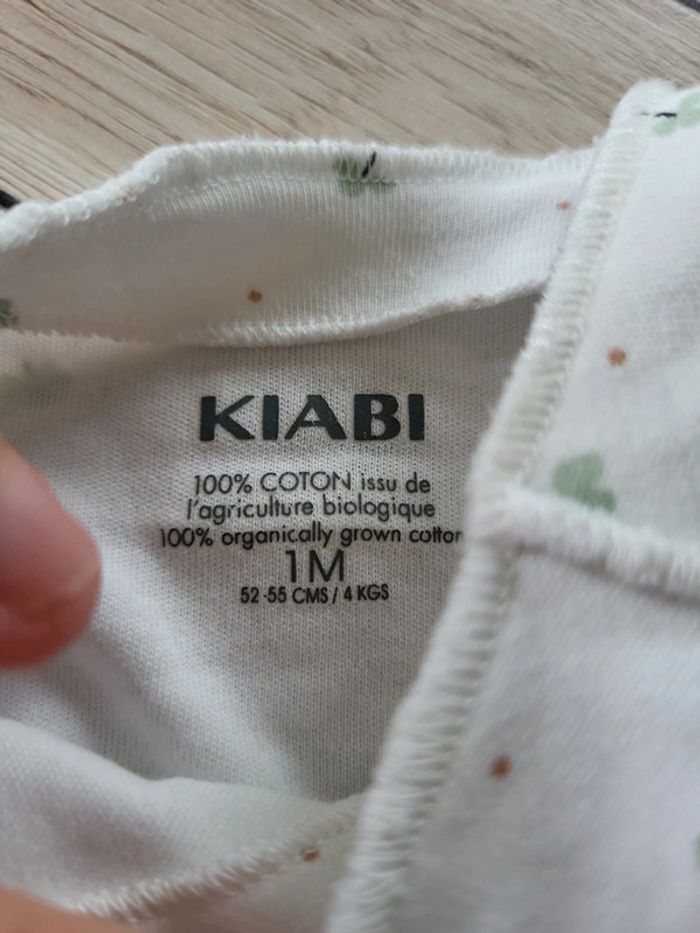 Ensemble kiabi 1 mois - photo numéro 2