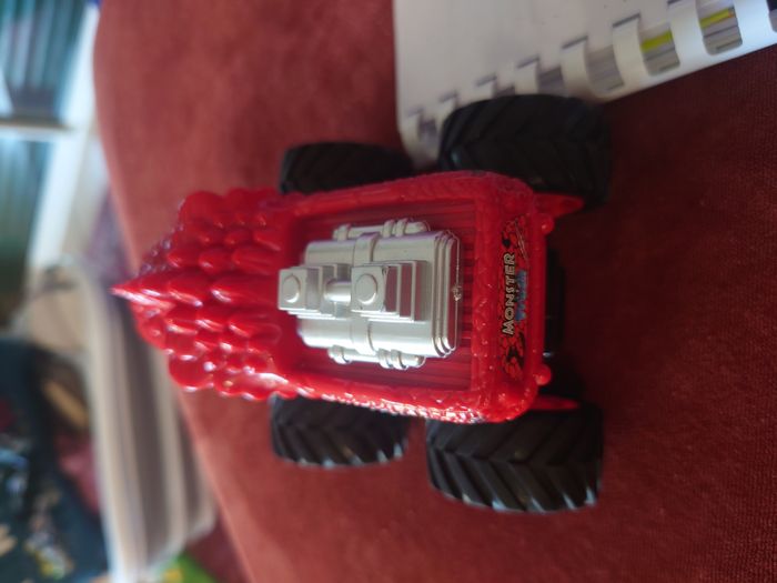 Voiture dinosaure - photo numéro 4