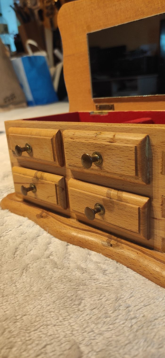 Boîte à bijoux vintage en bois massif - photo numéro 9