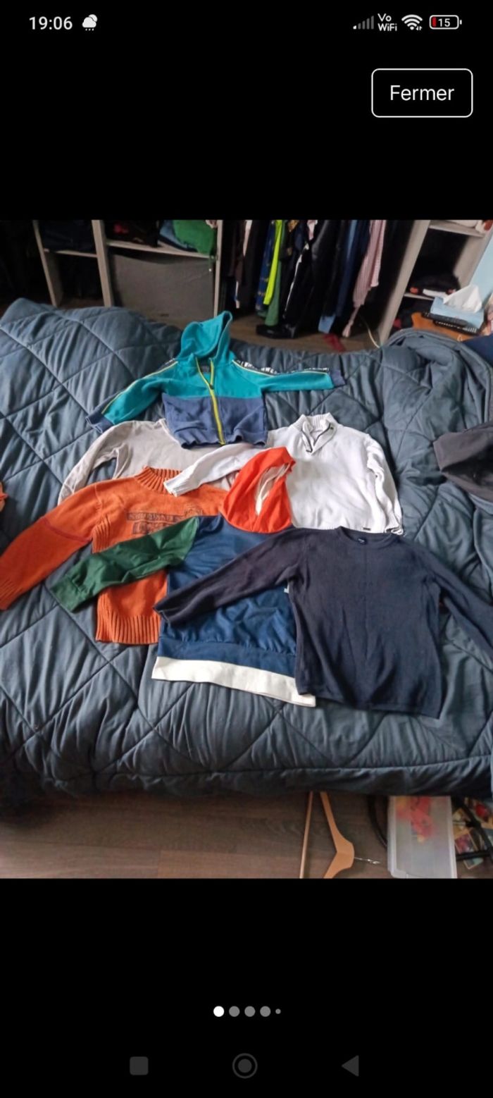 Lots 6 pulls garçons 8 ans dont deux a capuche
