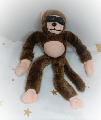 Singe flying monkey peluche Teddy élastique cri song bruit son brun Brown marron super héros