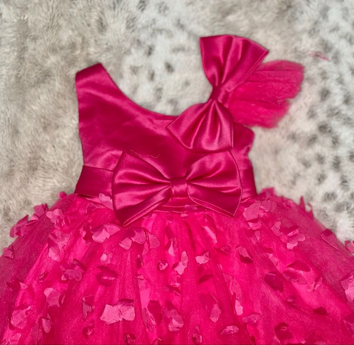 Robe fille 9-12M comme neuf