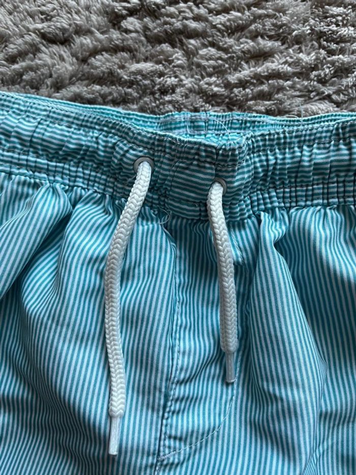 Short de bain enfant Lagon Bleu  / S enfant / vert et blanc / Très bon état - photo numéro 5