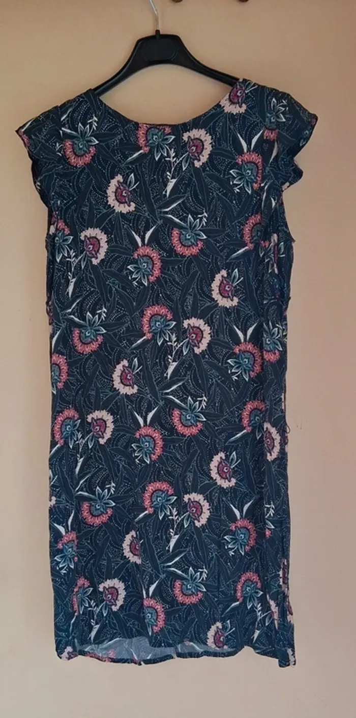 Robe Promod taille 38 - photo numéro 3