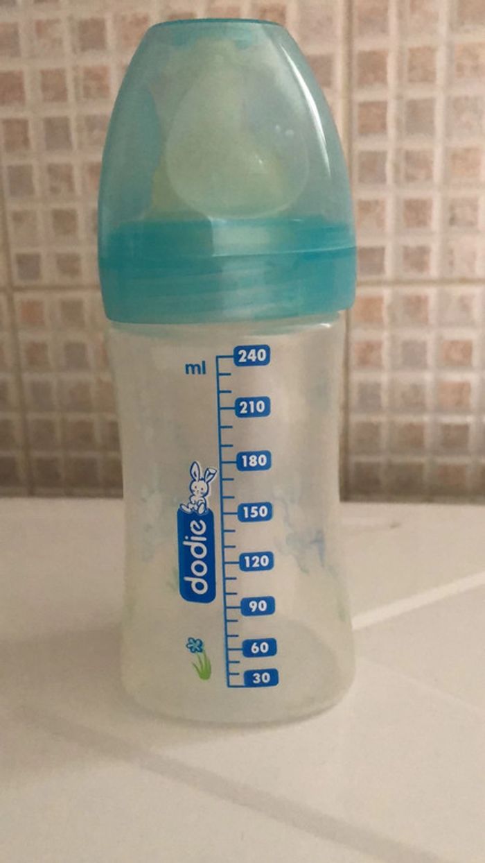 Biberon - photo numéro 4