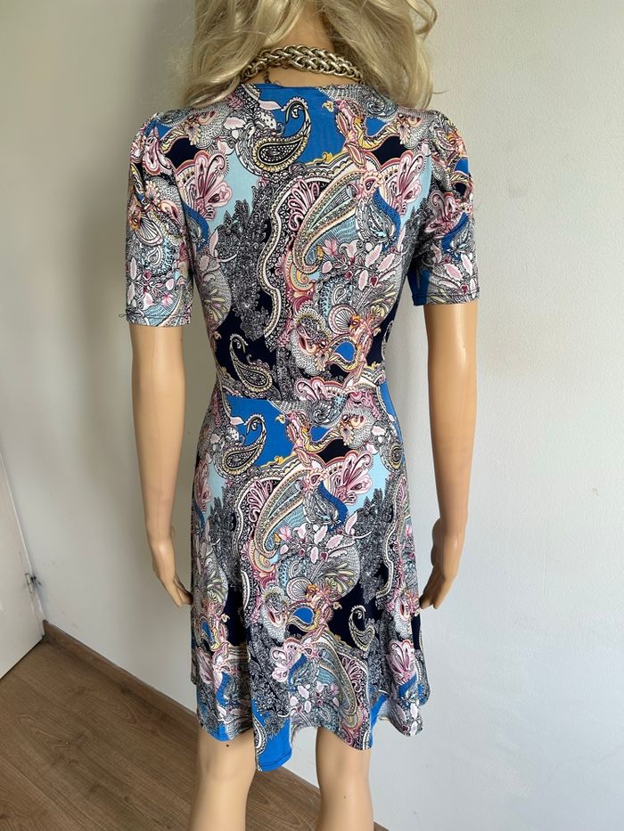 Robe imprimée neuve à manches courtes Morgan taille 34 (valeur 60€) - photo numéro 5