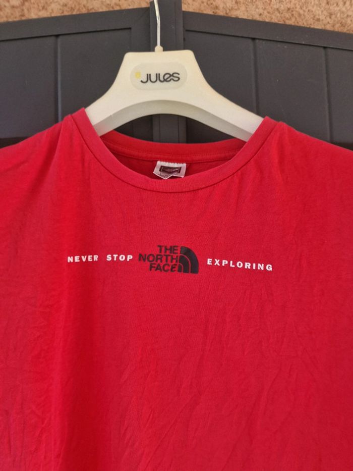 T shirt rouge north face - photo numéro 3