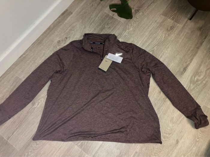 T-shirt manche longue Sport Nike - photo numéro 1