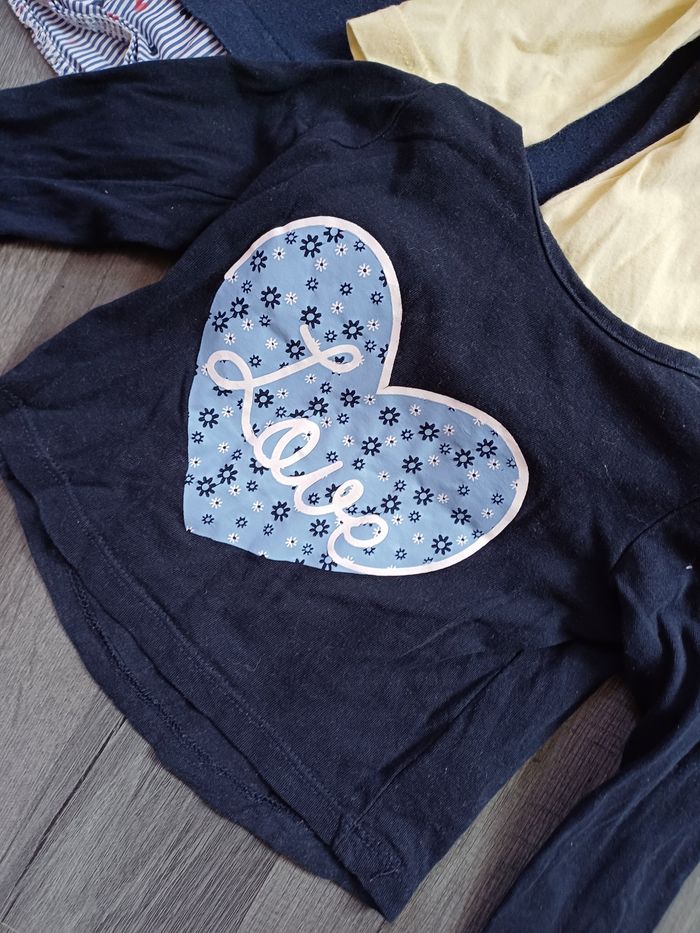 Lot t shirt manches longues 12 mois - photo numéro 2
