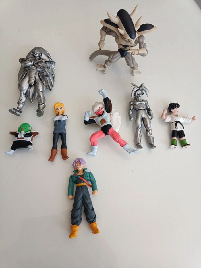 Lot de figurines dragon ball Z