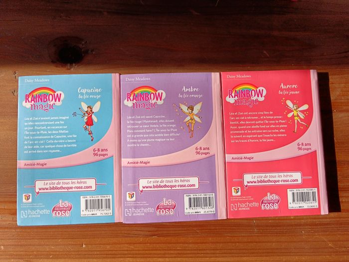 Lot de 3 livres Rainbow magic 6 - 8 ans - photo numéro 2
