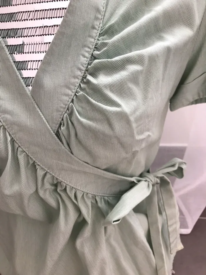 Chemise cache Coeur taille 38 - photo numéro 2