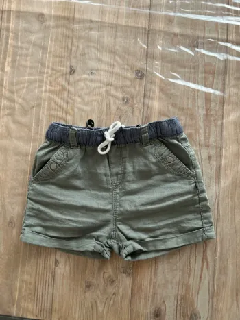 Short kaki Obaïbi