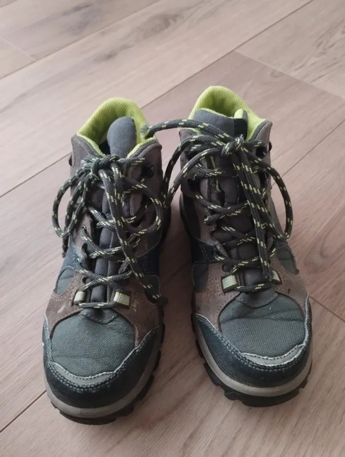 Chaussures de marche/randonnée Decathlon 31