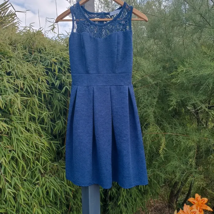 Robe femme taille 34 cache cache