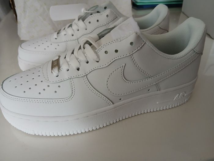 Paire de baskets nike air force 1 neuves emballées - photo numéro 8