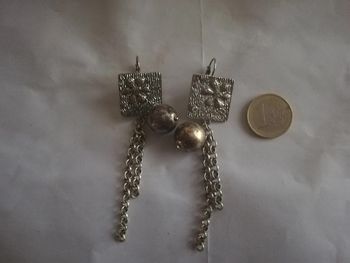 Très belles et originales dormeuses vintage authentique