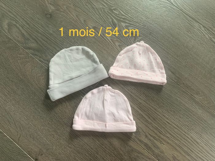 3 bonnets