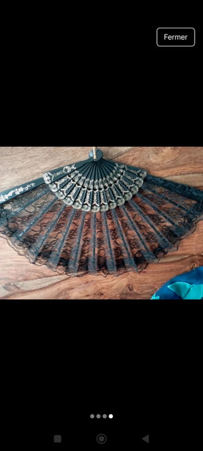 Éventail sexy dentelle noire : idée cadeau 🎁