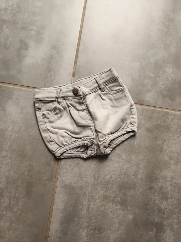 Short tape a l œil 6 mois