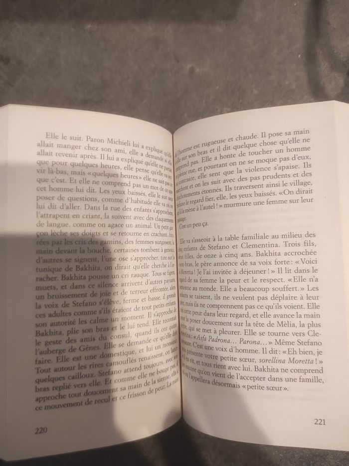 Bakhita Véronique Olmi - Livre de Poche 2019 - photo numéro 4