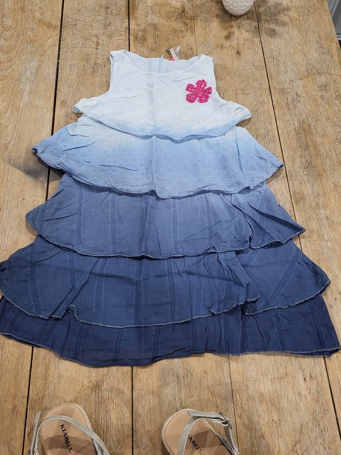Robe bleue - photo numéro 2