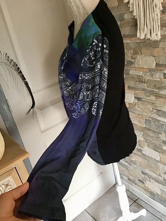Très jolie haut manche longue taille L marque Desigual (0923) - photo numéro 5