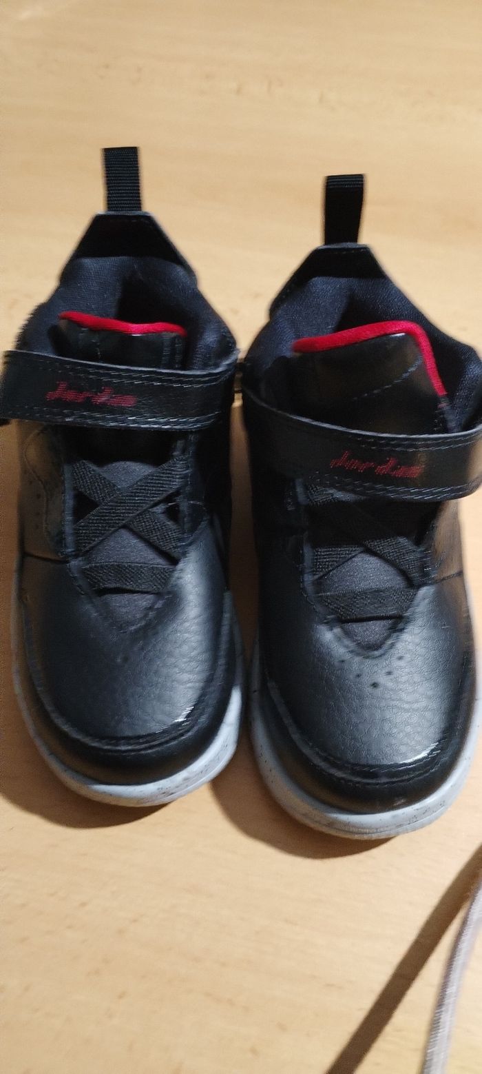 Basket Jordan nike courtside - photo numéro 2