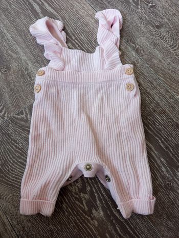 Salopette rose Kiabi 1 mois