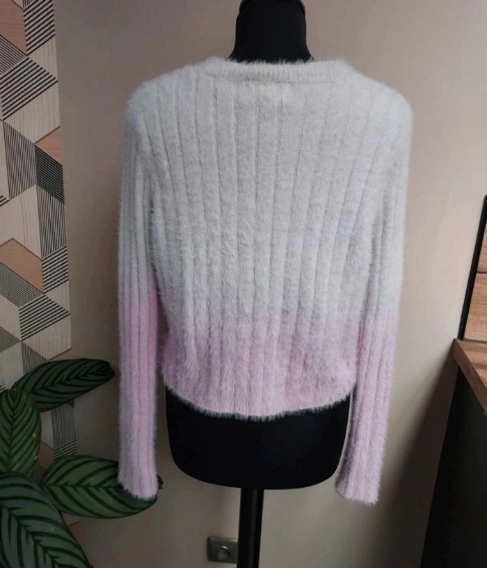 Joli pull Bershka dégradé de couleur
Taille S - photo numéro 3